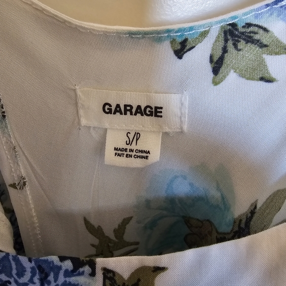 Flowery Summer Dress - Picture 3 of 4